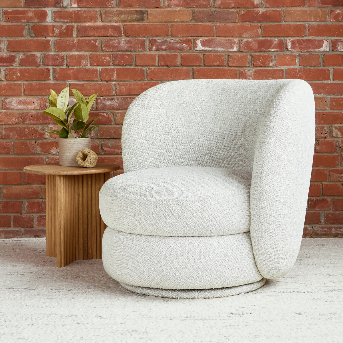 Forme Swivel Chair