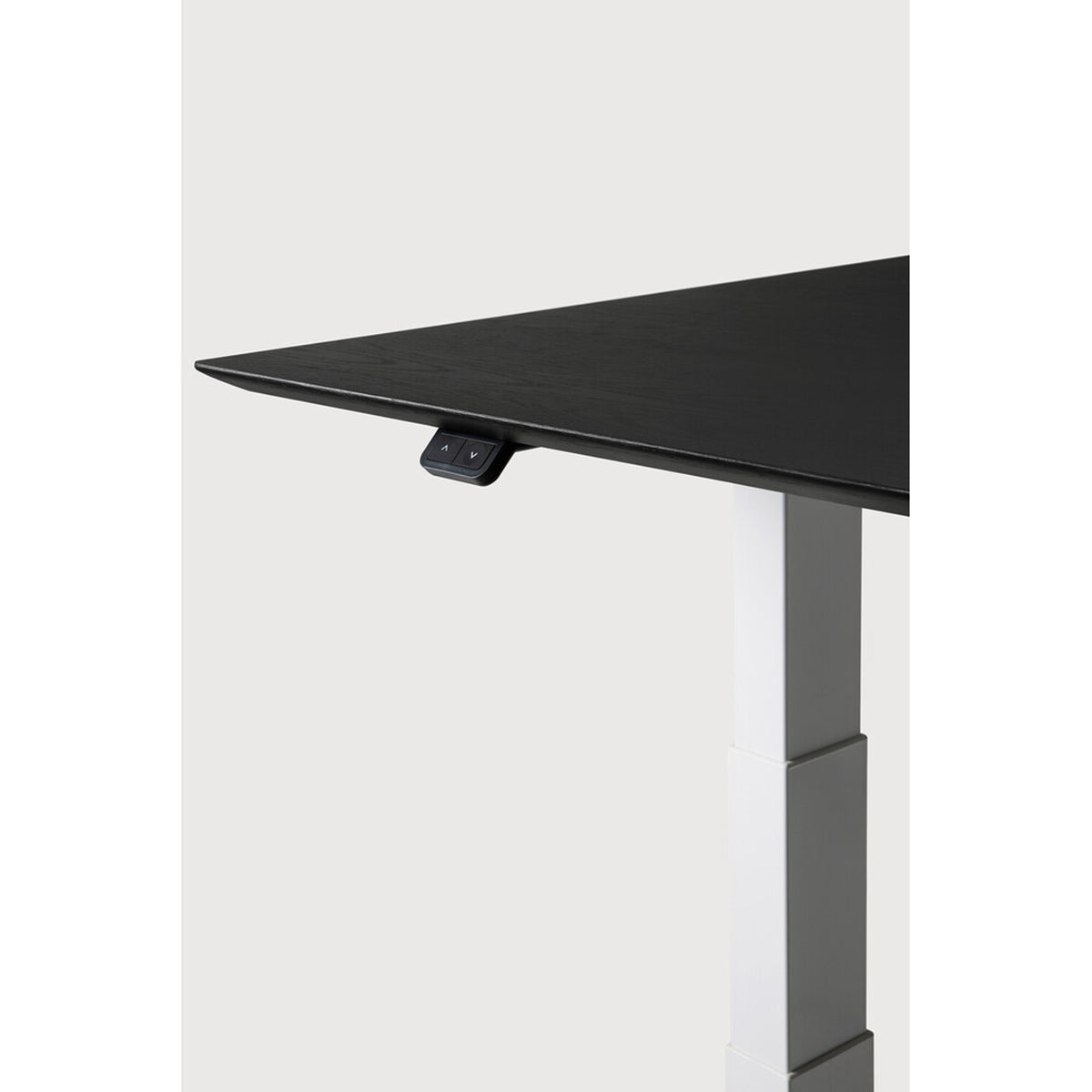 Bok adjustable desk