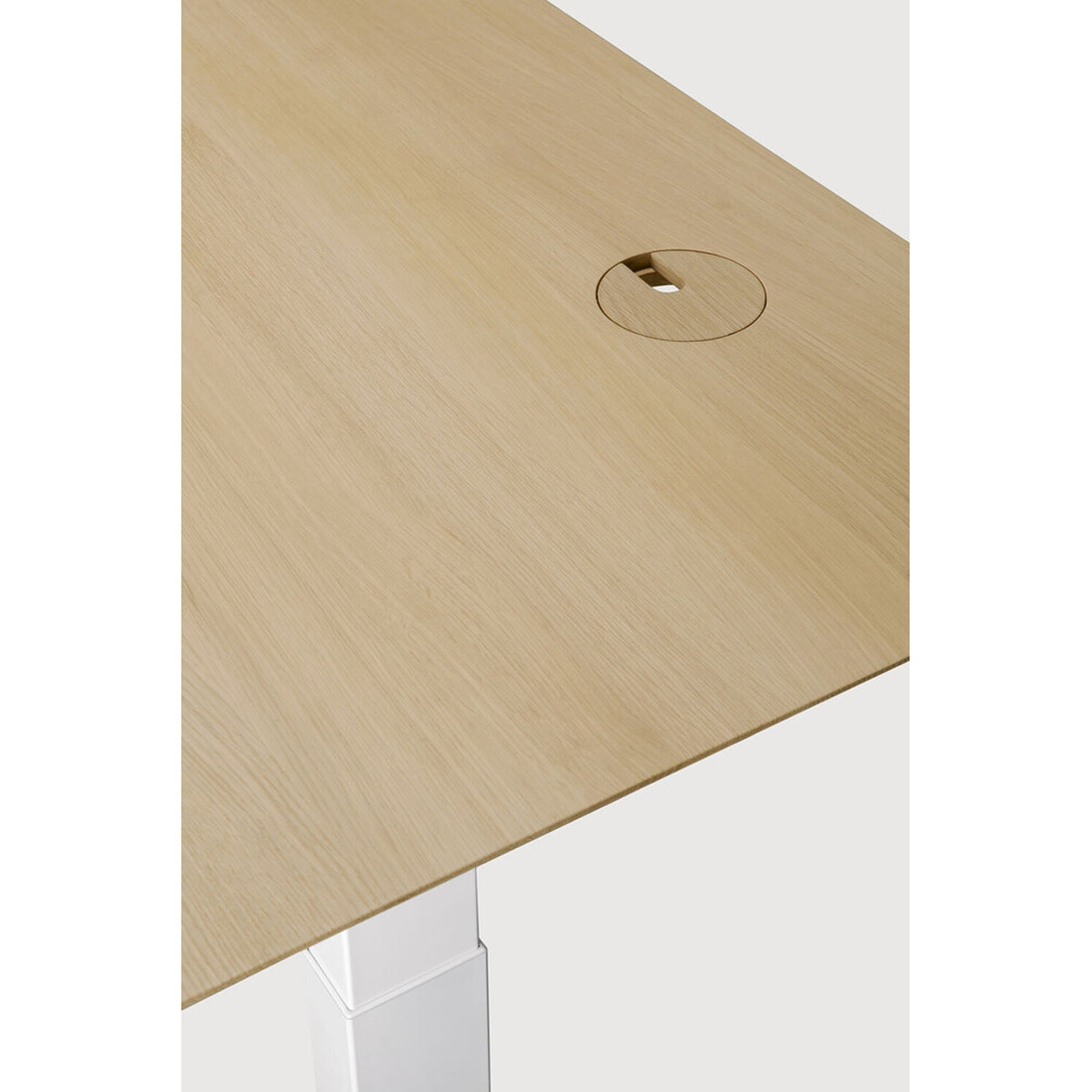 Bok adjustable desk