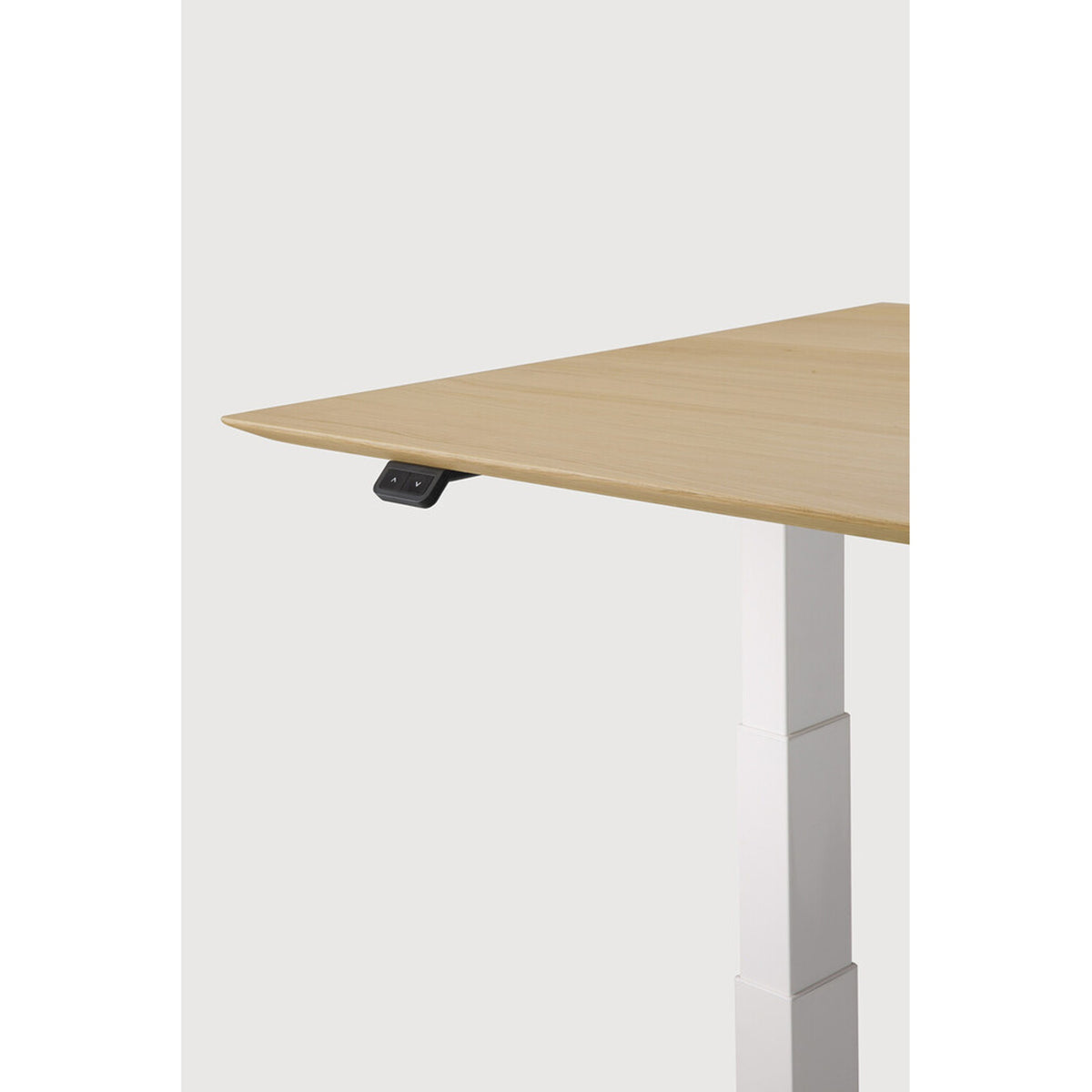 Bok adjustable desk