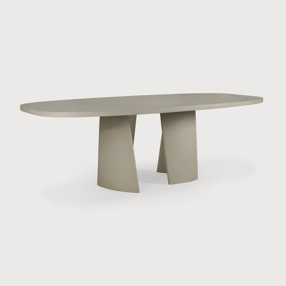Canyon outdoor dining table