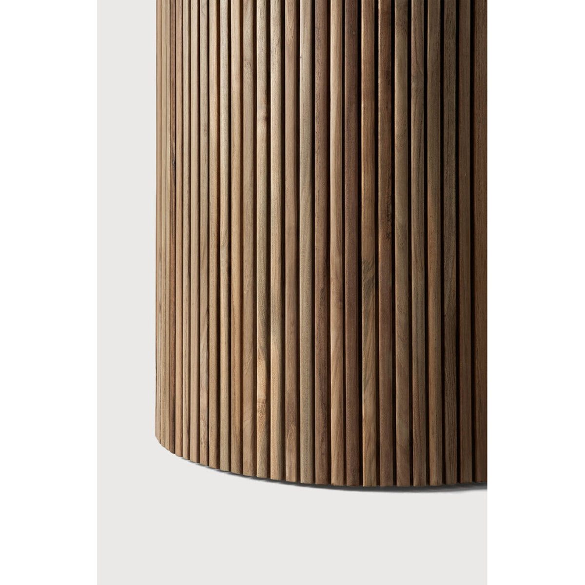 Roller Max outdoor dining table