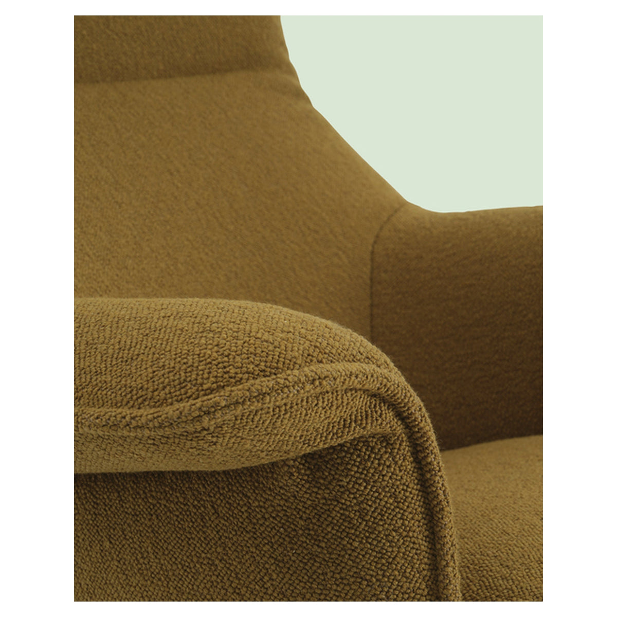 Doze Lounge Chair Low Back Tube Base