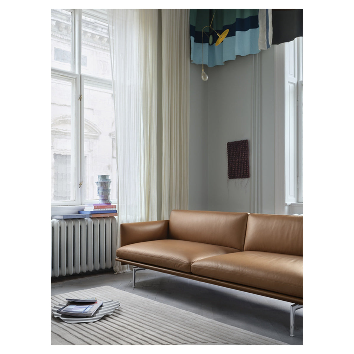 Outline Sofa 3 Seater