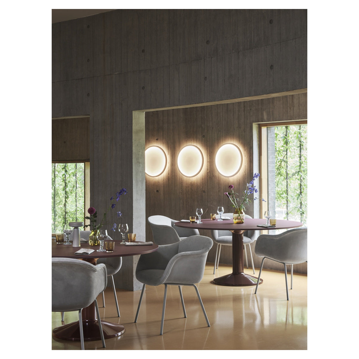 Fiber Soft Armchair Wood Base