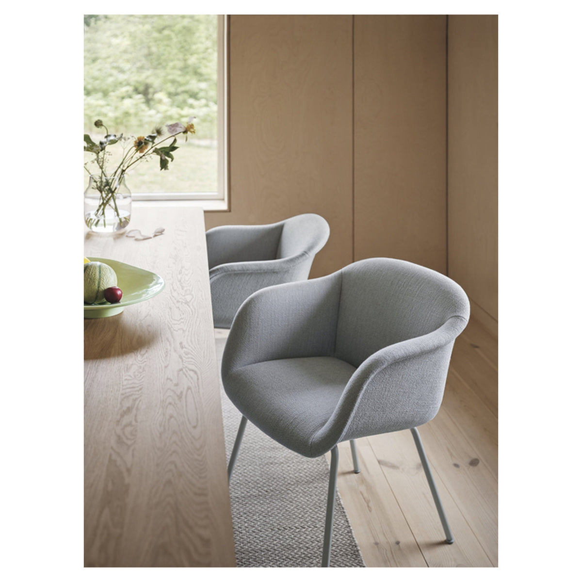 Fiber Soft Armchair Wood Base
