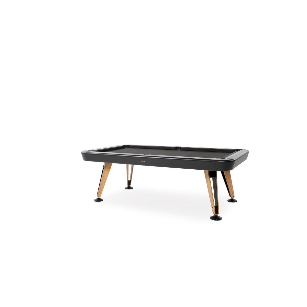 Diagonal Outdoor Pool Table | Covered