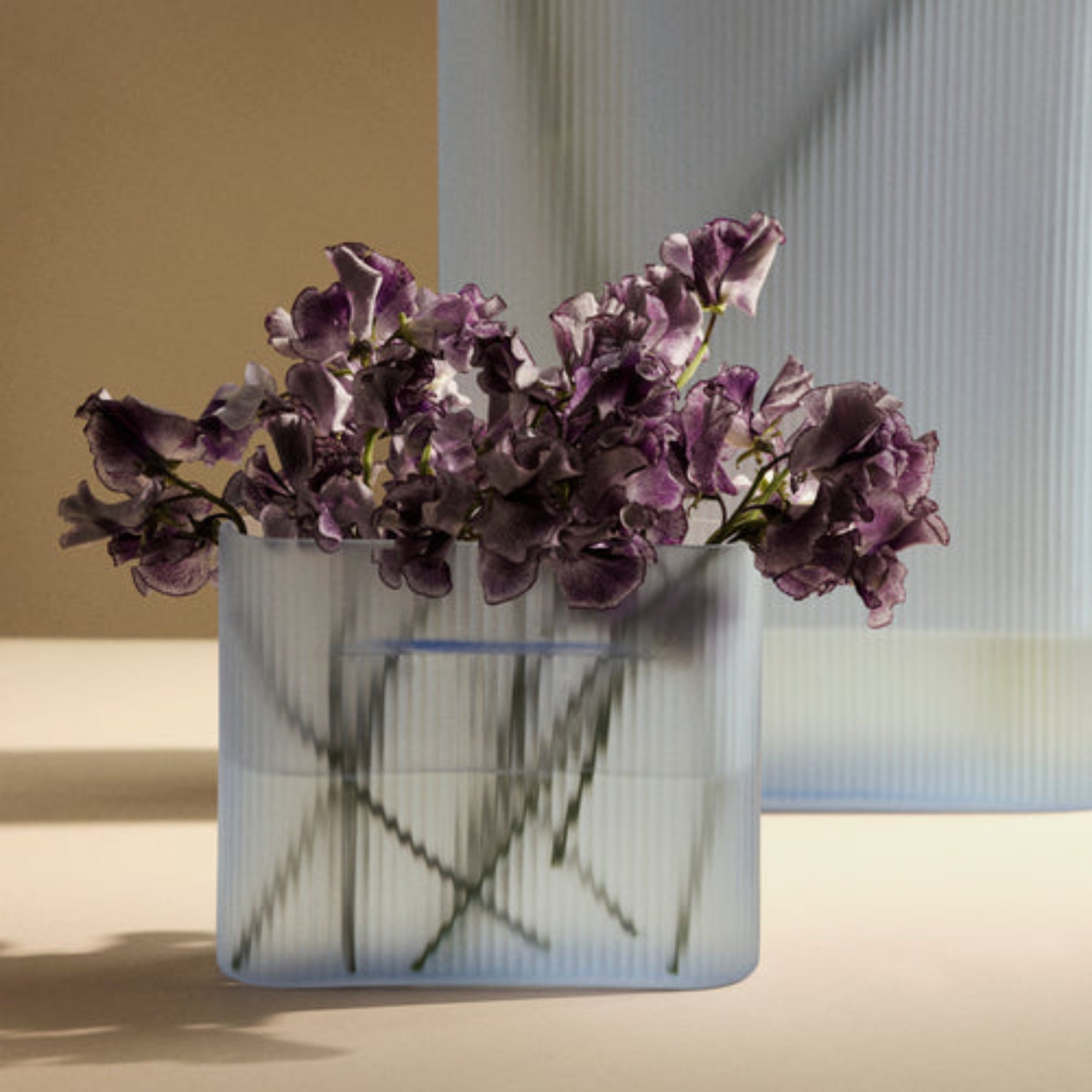 Ridge Vase, Off White, 19