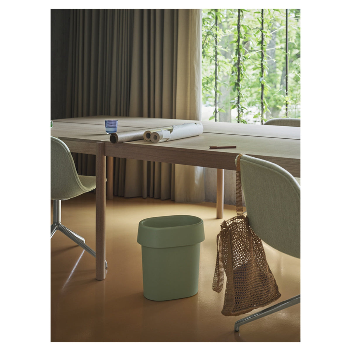 Fiber Side Chair Swivel Base