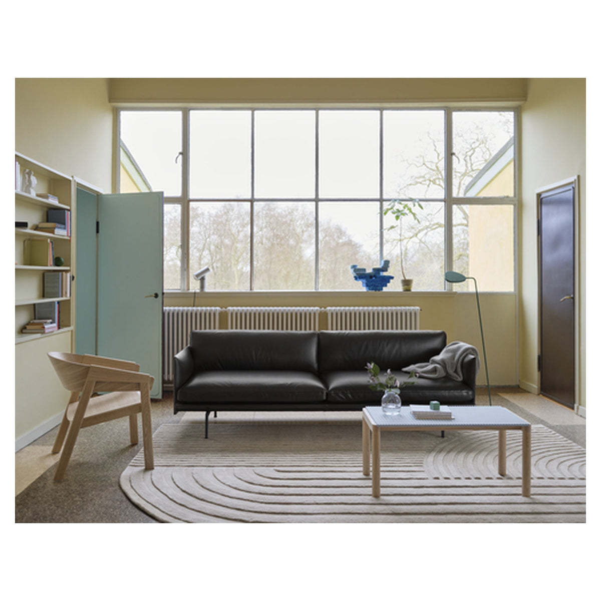 Outline Sofa 3 Seater