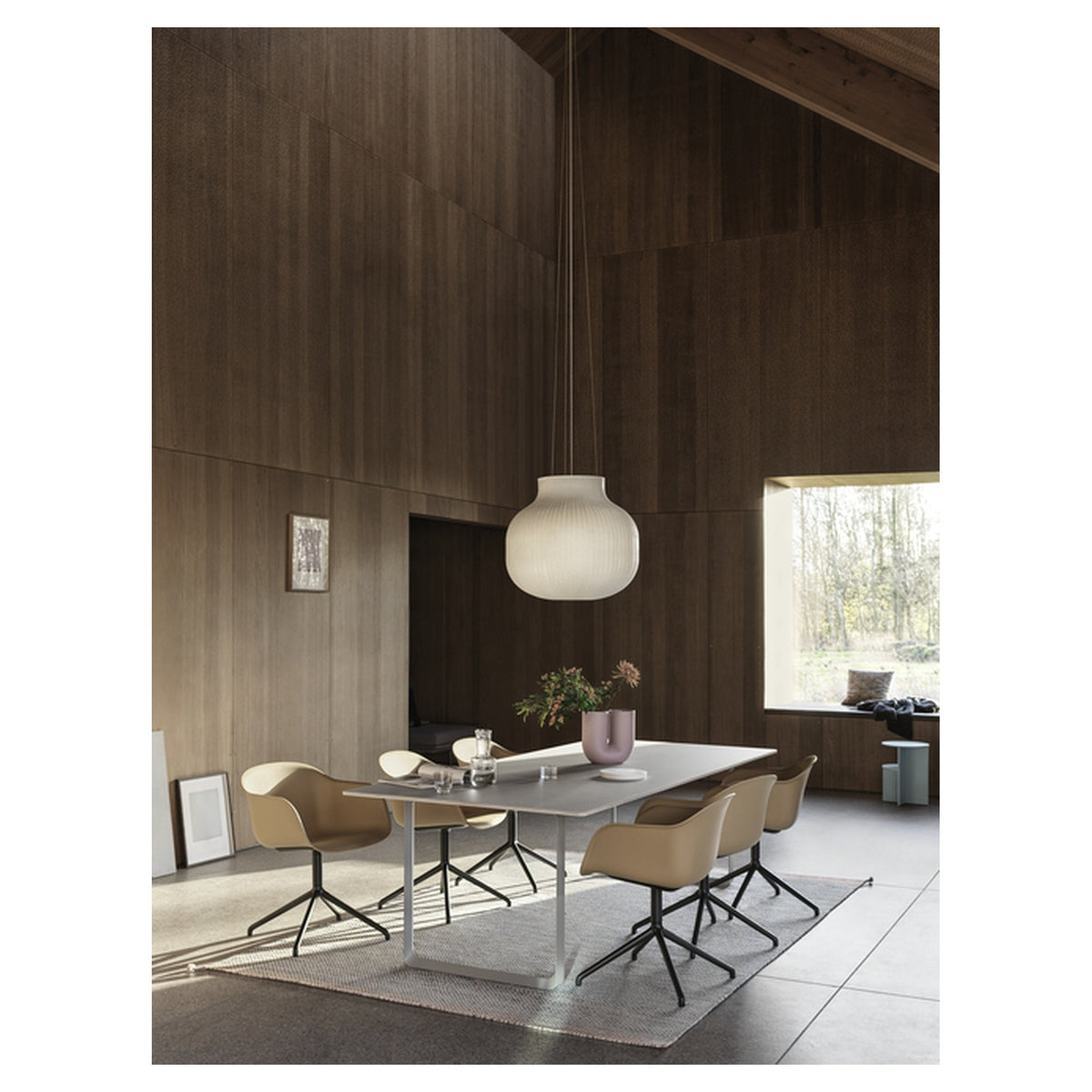 Fiber Armchair Swivel Base W. Gas Lift And Castors