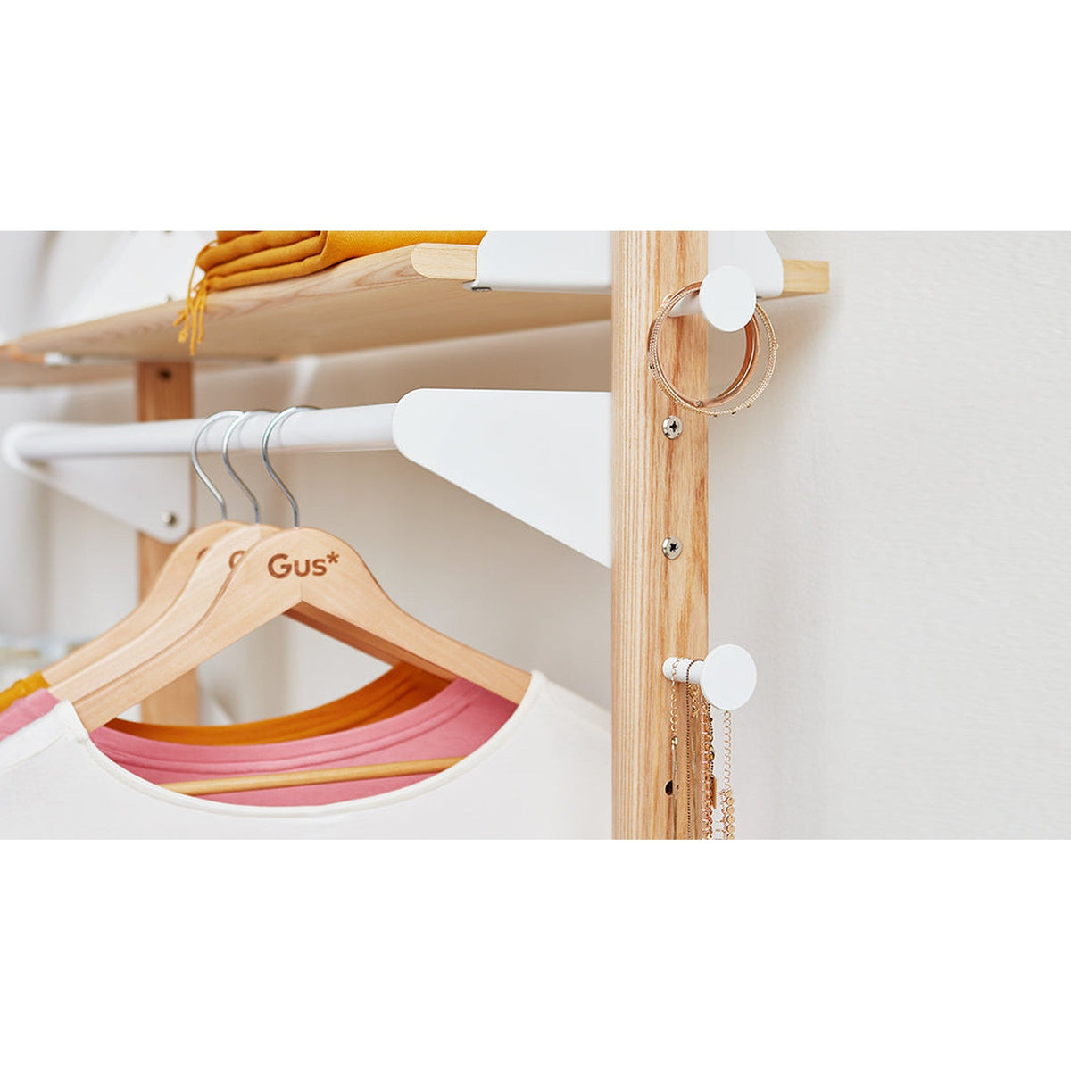 Branch Hang Bar