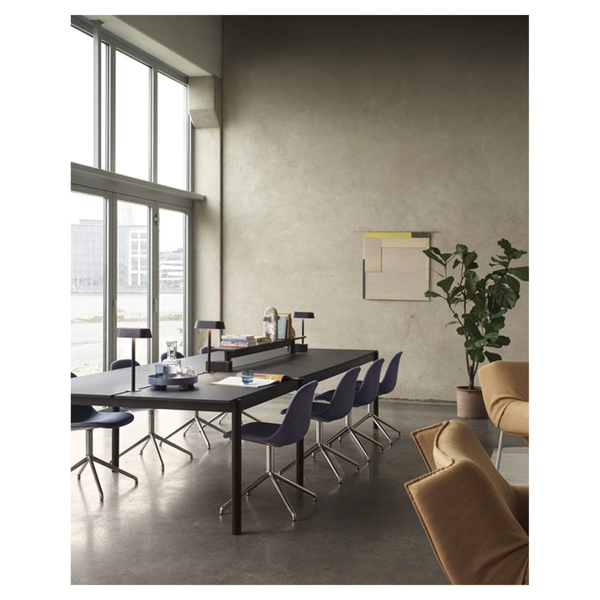 Fiber Side Chair Swivel Base W. Return