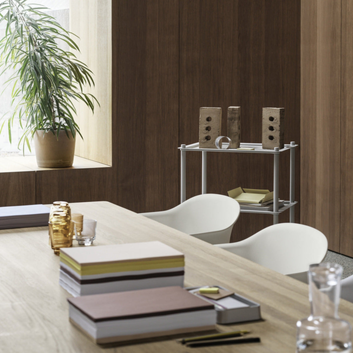 Fiber Armchair Wood Base