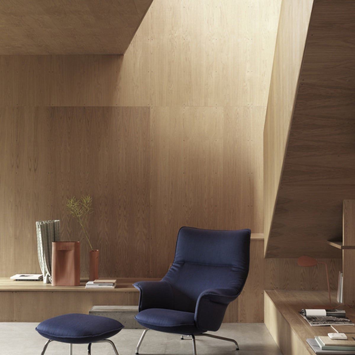 Doze Ottoman Tube Base