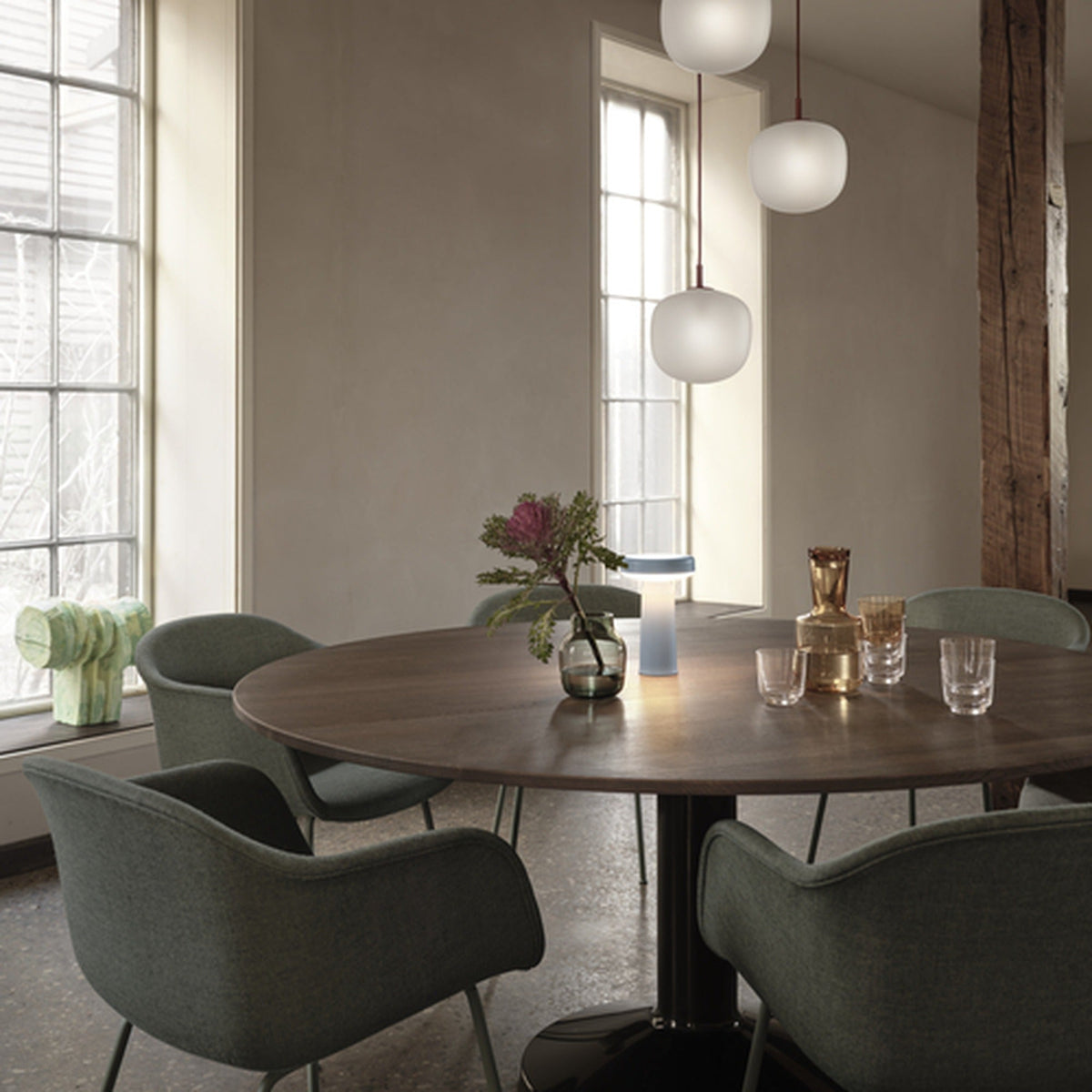 Fiber Armchair Tube Base