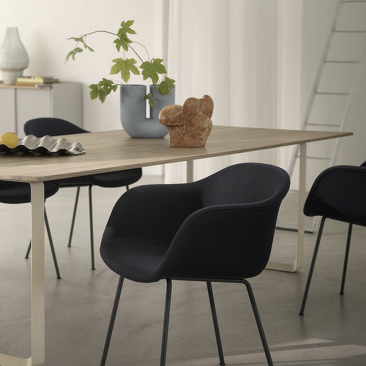 Fiber Armchair Tube Base