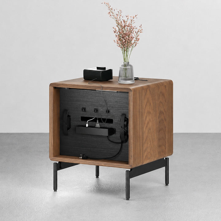 LINQ Bedroom 9181 22-inch Nightstand