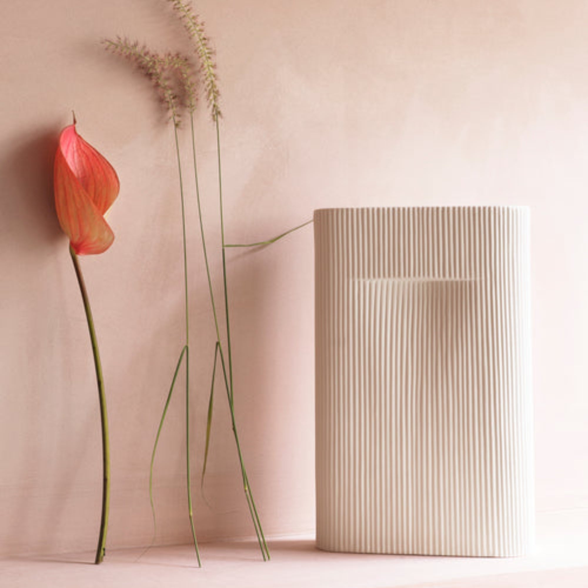 Ridge Vase, Off White, 19