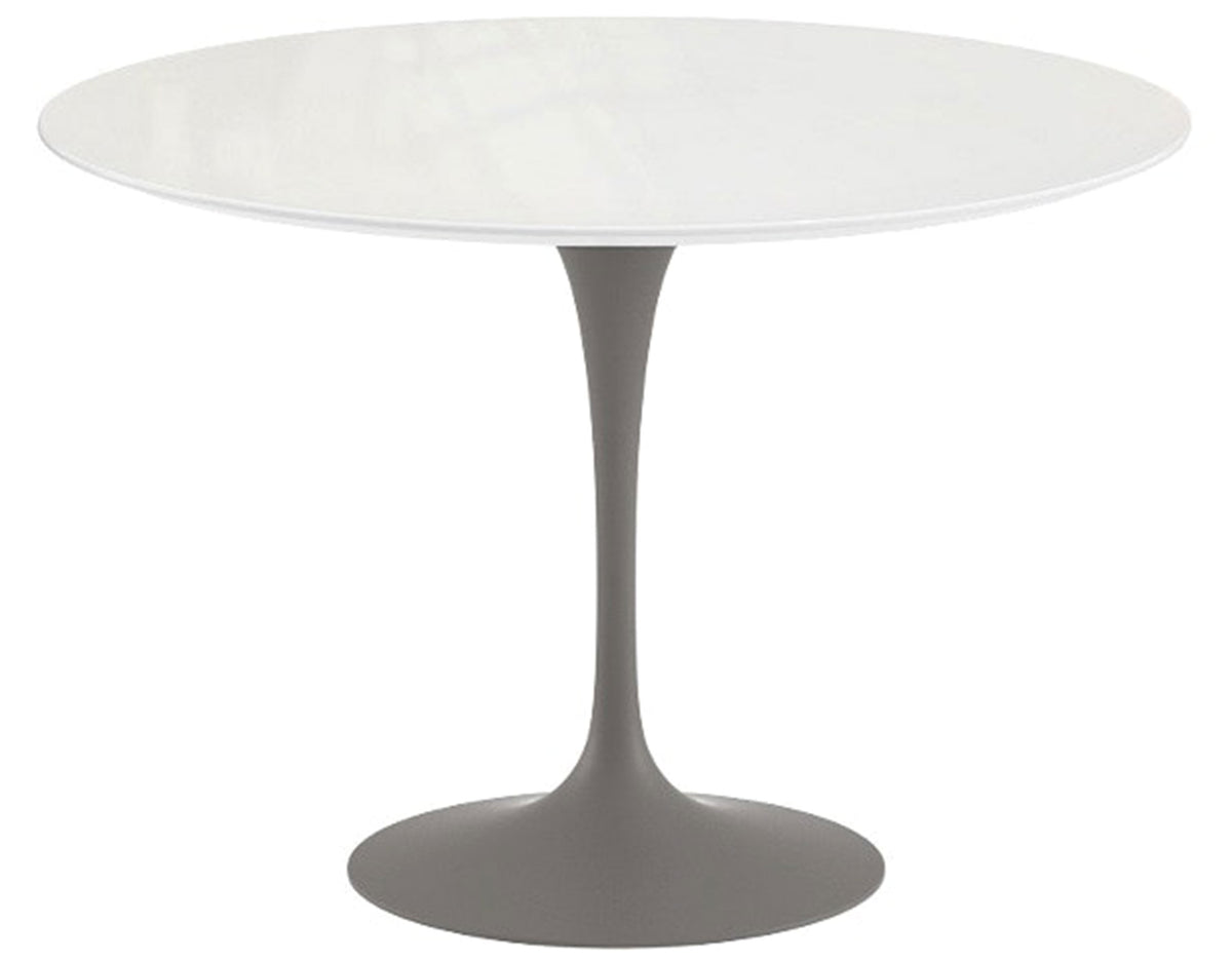 Saarinen 54" Dining Table Round