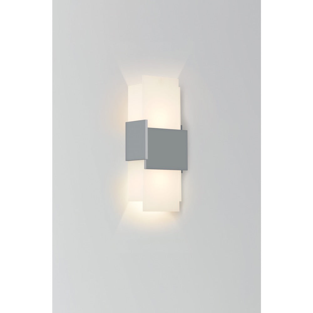 Acuo Outdoor Sconce