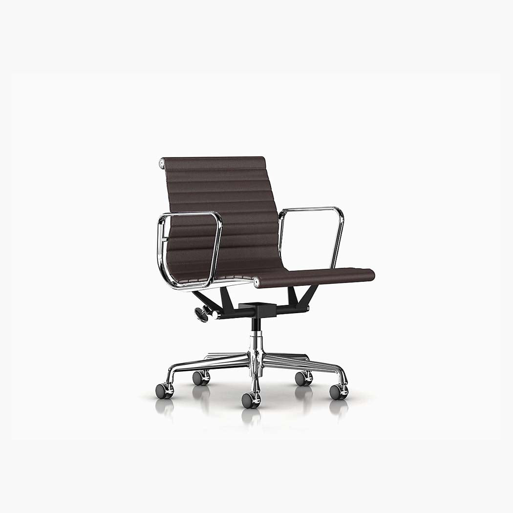 Eames Aluminum Group Management Chair - Polished Aluminum Frame